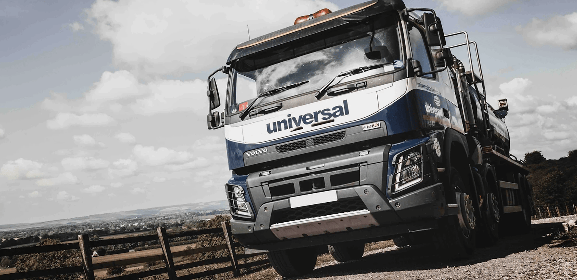 universal-tankers-countryside universal-tankers-countryside