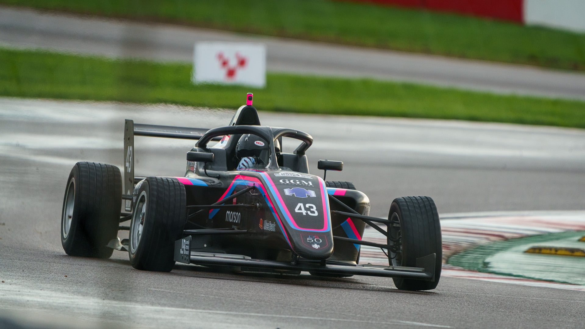 Daniella-F4-Front-Viewjpg