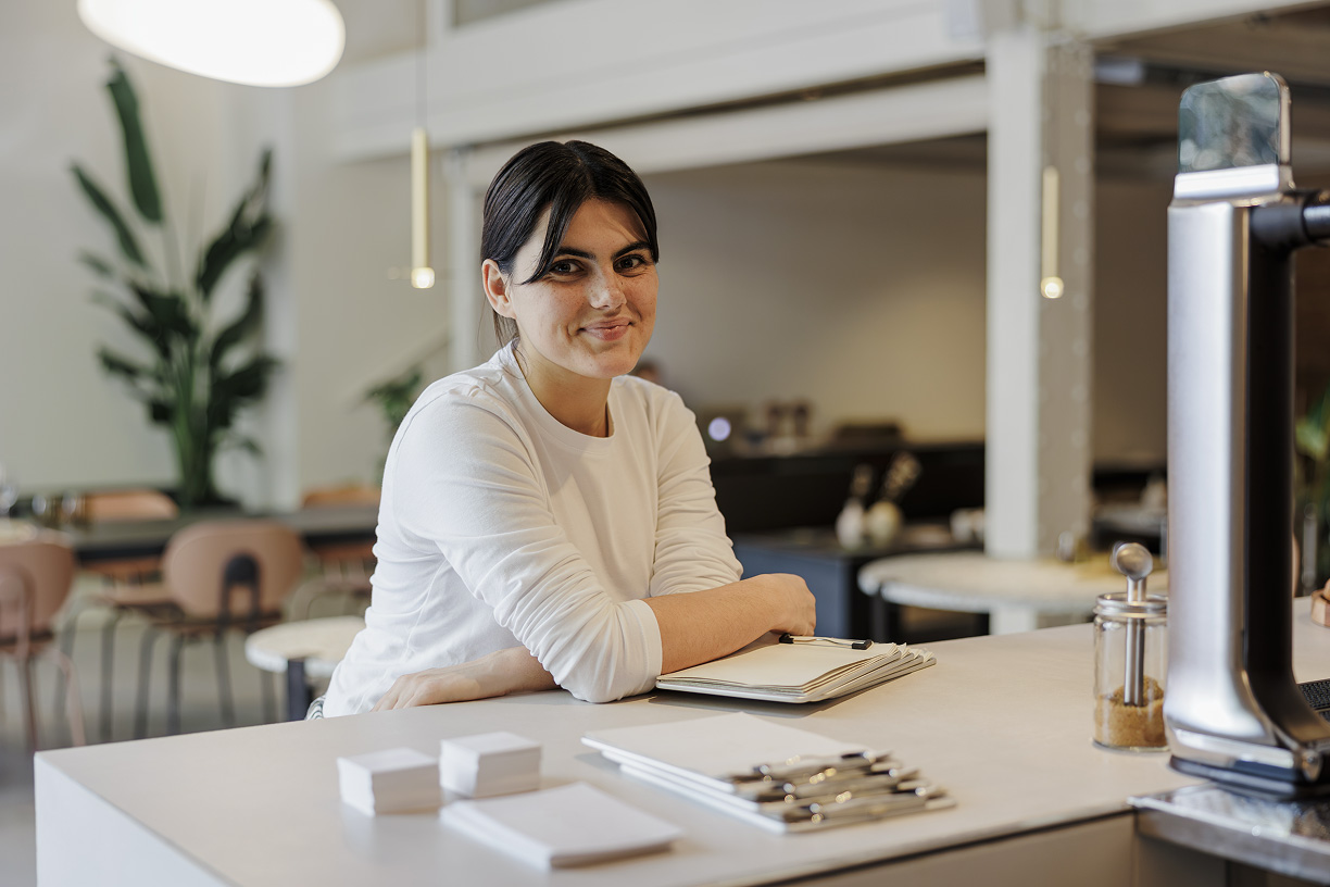 working_with_hospitality-(1)